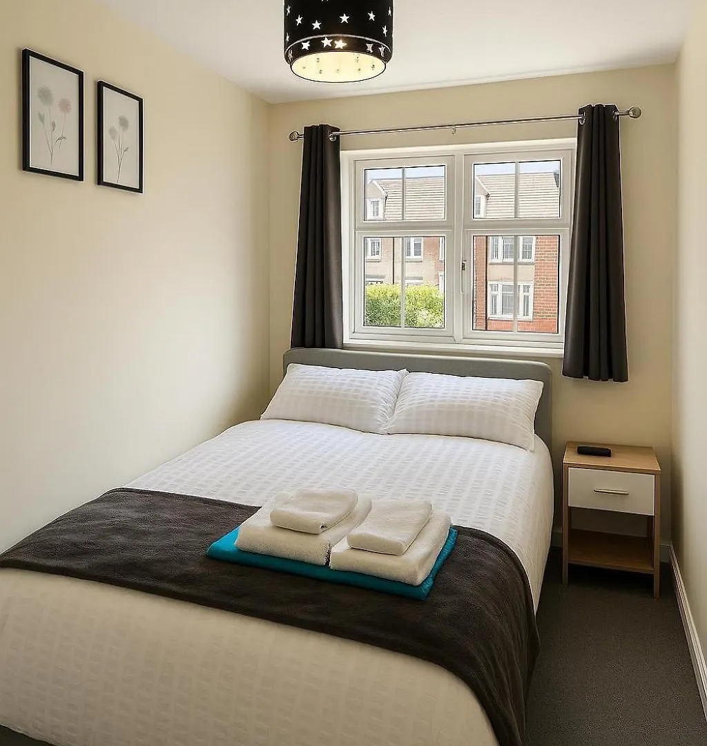 Elegant 2 Bed-Ground Floor 0*, Edinburgh